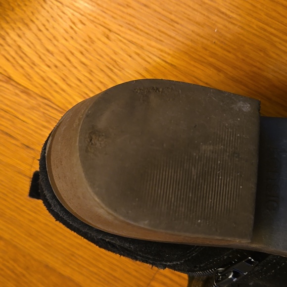 4/$25 ๐ Kensie Suede Boots - Picture 15 of 16